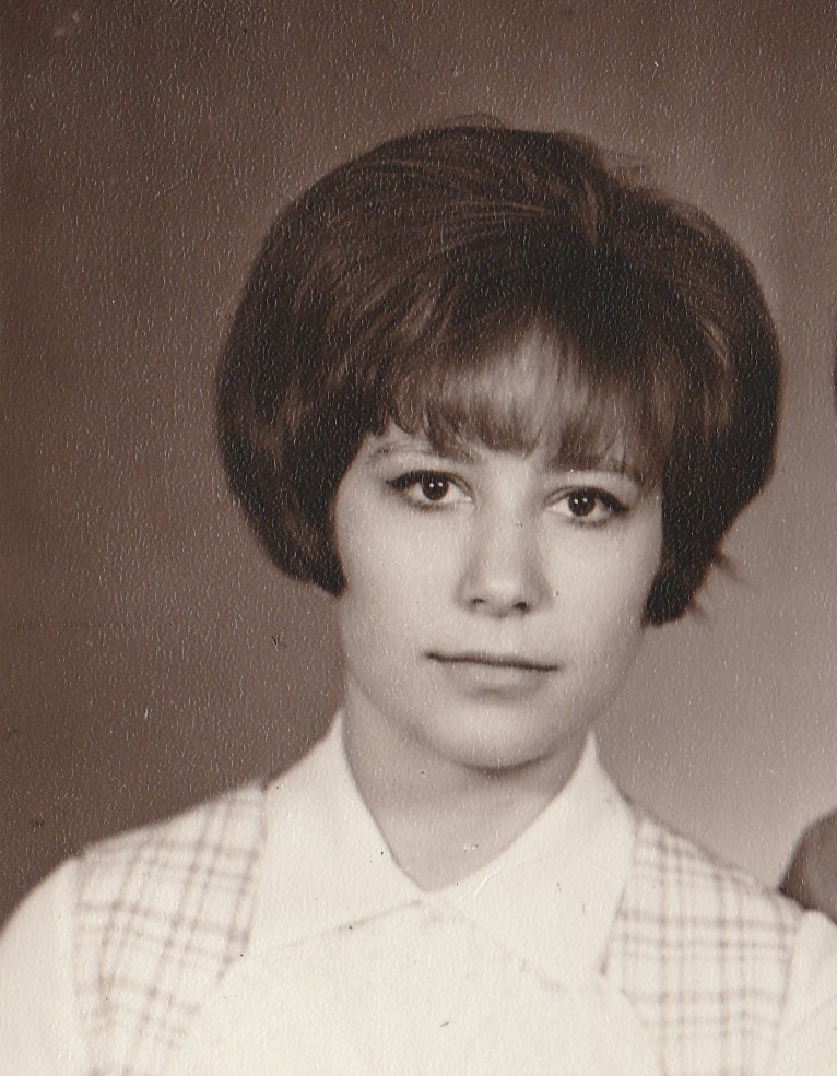 Селезнева Лия